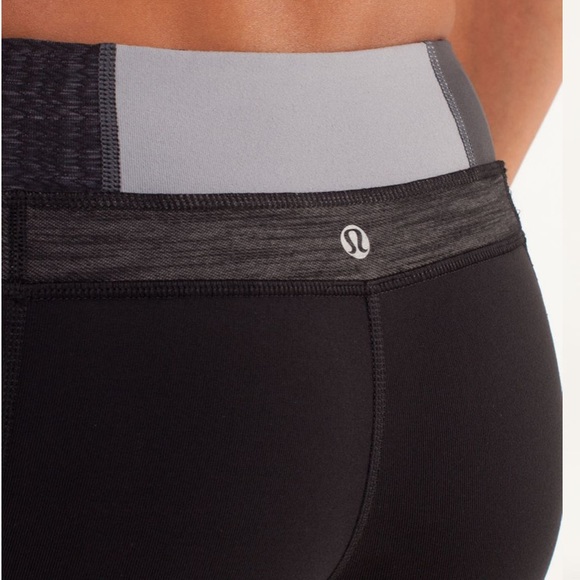 SOLD Lululemon Reversible Groove Pant - Picture 5 of 12